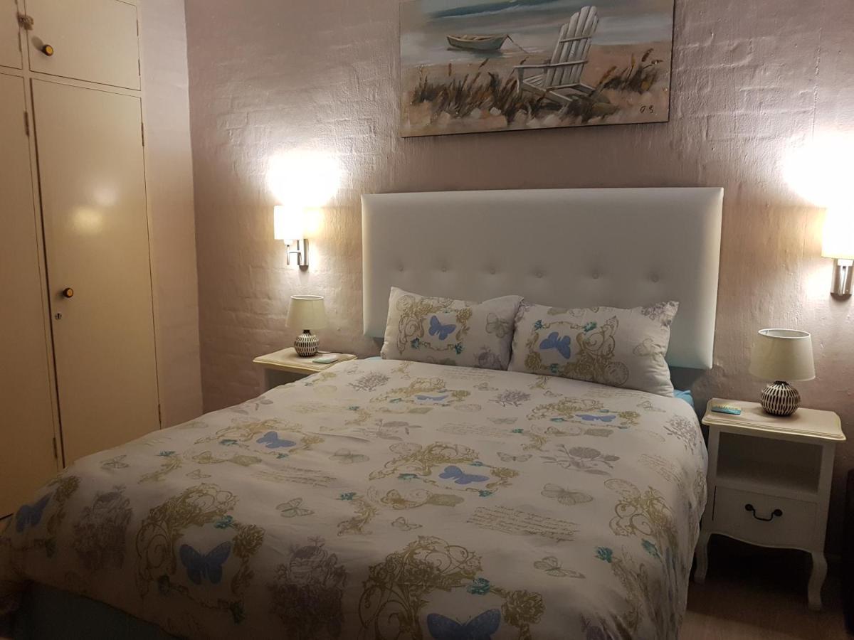 Ballito 69 Perissa Santorini Sea View, Walk To Beach -Family Only Dış mekan fotoğraf