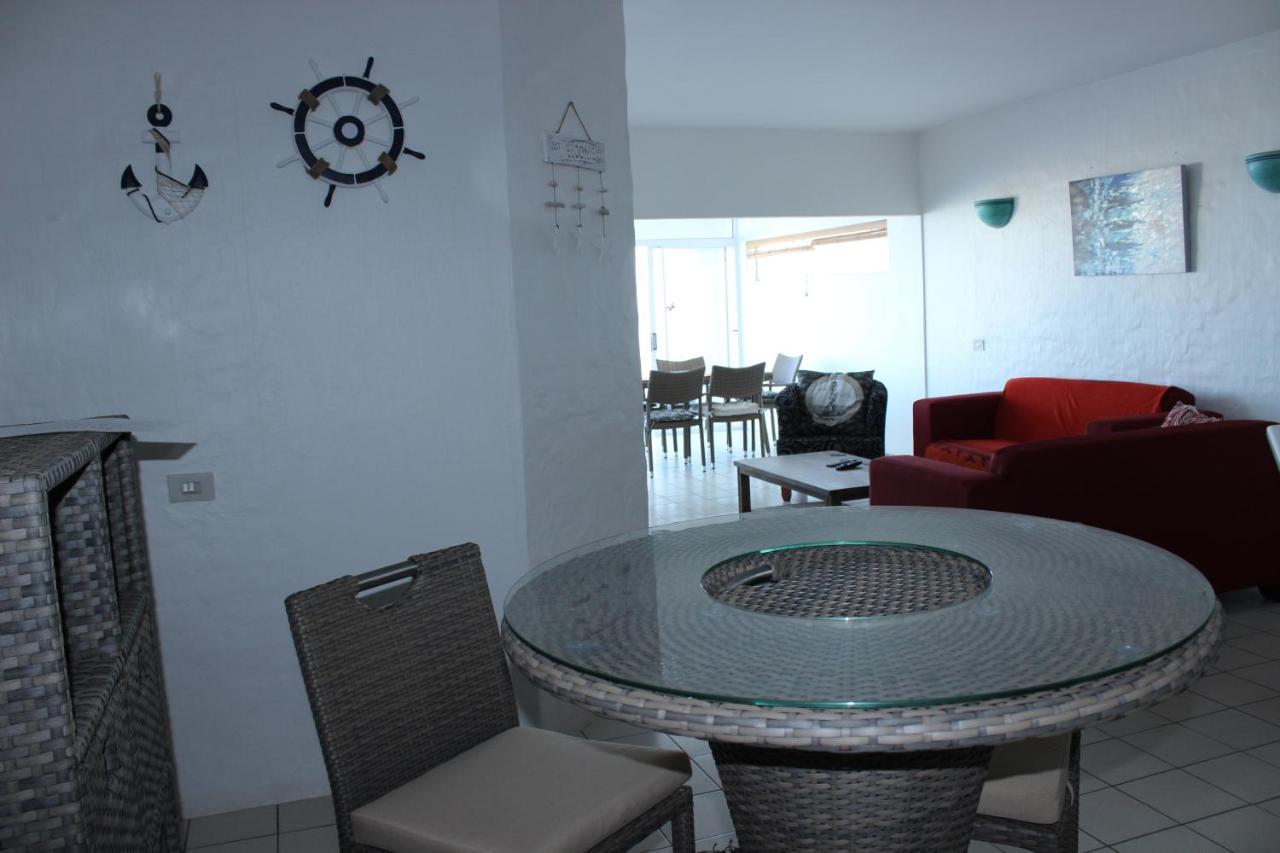 Ballito 69 Perissa Santorini Sea View, Walk To Beach -Family Only Dış mekan fotoğraf