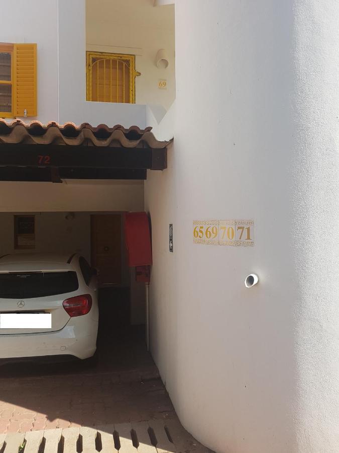 Ballito 69 Perissa Santorini Sea View, Walk To Beach -Family Only Dış mekan fotoğraf
